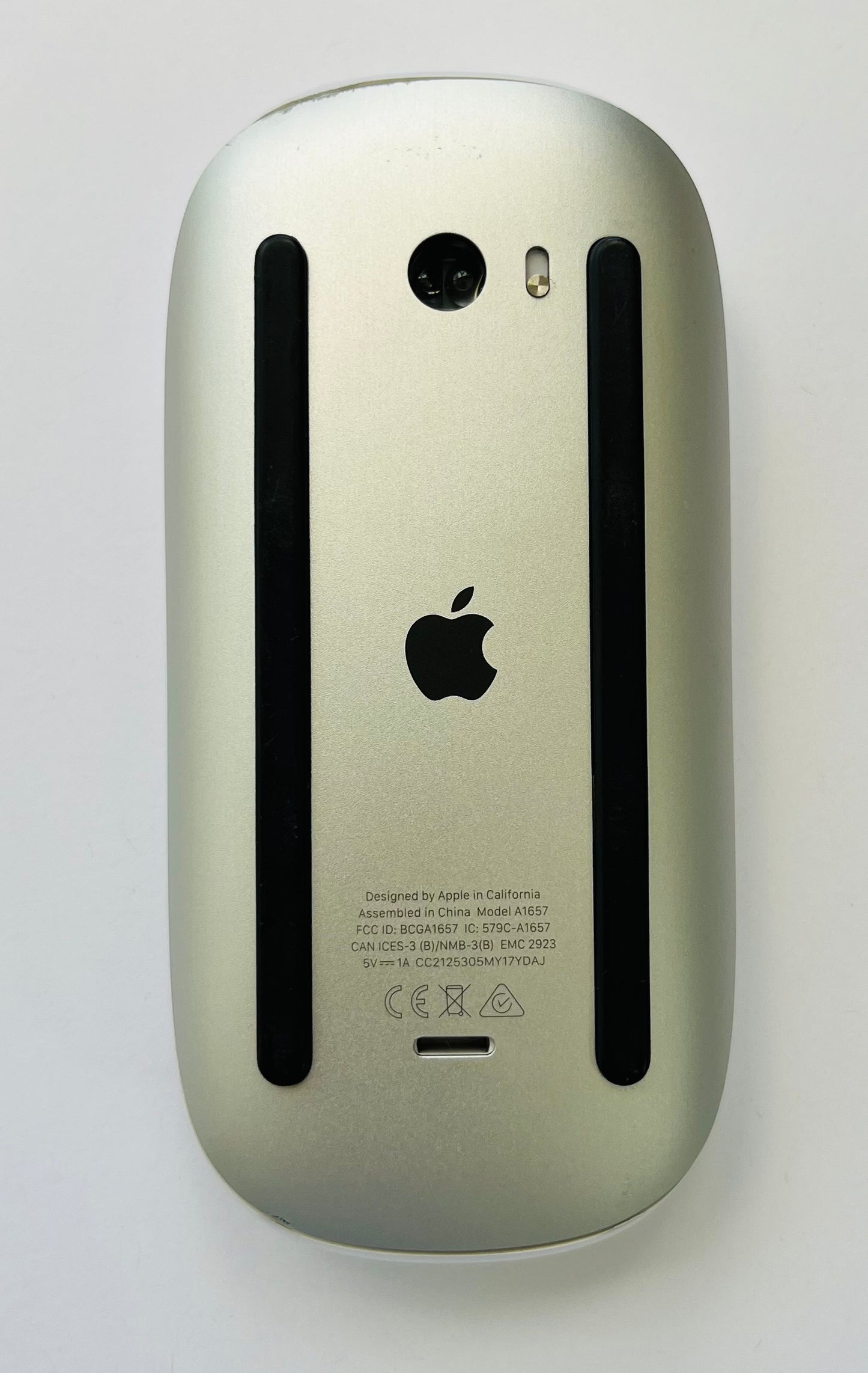 Apple Magic Multi-Touch Mouse - White - open box